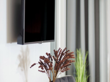 Kupsidomek přináší celoroční mobilní domy na klíč (včetně kuchyně a koupelny). Spojujeme moderní design, komfort a svobodu. Dům přivezeme a bydlet můžete prakticky v den doručení.