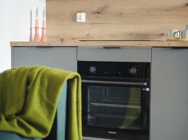 Kupsidomek přináší celoroční mobilní domy na klíč (včetně kuchyně a koupelny). Spojujeme moderní design, komfort a svobodu. Dům přivezeme a bydlet můžete prakticky v den doručení.